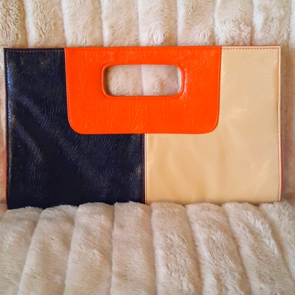 Retro purse